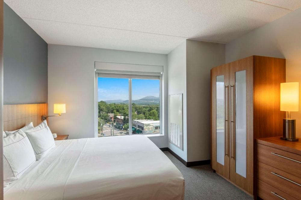 DoubleTree by Hilton Asheville Downtown Image 33